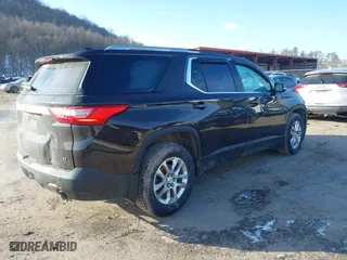 2018 Chevrolet Traverse LT Cloth with VIN 1GNEVGKW3JJ194737, listed as a IAAI auction lot 41590686 with 176,108 mi miles. Bid and sale history available at carsss.com. Image 4.