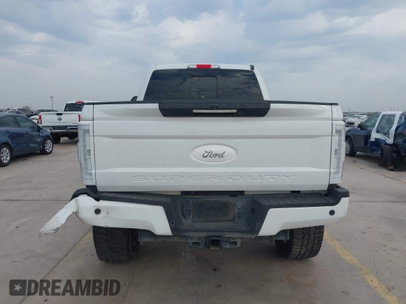2019 Ford F-250 XL z VIN 1FT7W2BT8KEC07418, wystawiony jako IAAI lot #42261333 z przebiegiem 99 816 mil mil oraz . Historia ofert i sprzedaży dostępna na DreamBid. Obrazek 16.