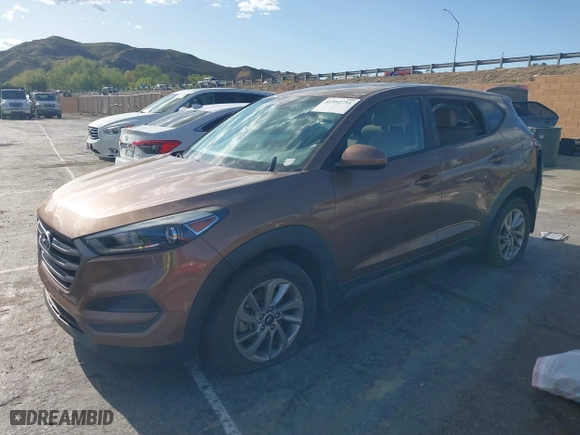 2016 Hyundai Tucson SE with VIN KM8J23A47GU166435, listed as a IAAI auction lot 41952751 with 66,785 mi miles. Bid and sale history available at carsss.com. Image 16.