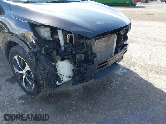2016 Kia Sorento EX with VIN 5XYPHDA18GG039543, listed as a IAAI auction lot 42016459 with 64,121 mi miles and . Bid and sale history available at DreamBid. Image 6.