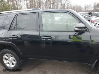 2019 Toyota 4Runner SR5 with VIN JTEBU5JR8K5700020, listed as a IAAI auction lot 41691677 with 70,562 mi miles. Bid and sale history available at carsss.com. Image 14.