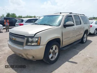 2007 Chevrolet Suburban LTZ with VIN 3GNFC16077G143345, listed as a IAAI auction lot 42073956 with Not Provided miles. Bid and sale history available at carsss.com. Image 2.