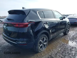 2020 Kia Sportage LX z VIN KNDPM3AC2L7751562, wystawiony jako IAAI lot #41611826 z przebiegiem 100 756 mil mil oraz . Historia ofert i sprzedaży dostępna na DreamBid. Obrazek 4.
