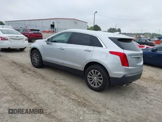 2017 Cadillac XT5 Luxury FWD z VIN 1GYKNBRS2HZ232241, wystawiony jako IAAI lot #41875766 z przebiegiem 195 113 mil mil oraz . Historia ofert i sprzedaży dostępna na DreamBid. Obrazek 3.