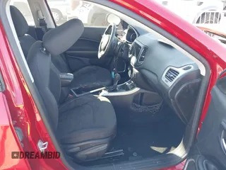 2020 Jeep Compass Sport с VIN 3C4NJCAB2LT121124, выставлен на аукционе IAAI как лот 40804581 с пробегом 133 472 миль миль и . История ставок и продаж доступна на DreamBid. Изображение 5.