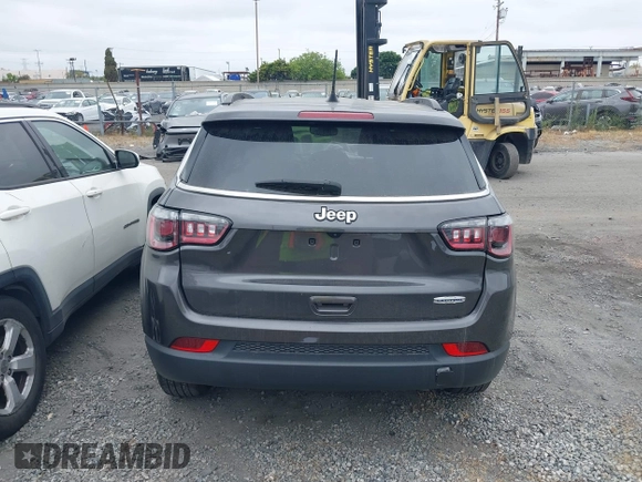 2022 Jeep Compass Latitude with VIN 3C4NJCBB8NT188411, listed as a IAAI auction lot 42011145 with 14,629 mi miles and . Bid and sale history available at DreamBid. Image 17.