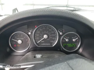 2006 Lincoln Mark LT with VIN 5LTPW185X6FJ20006, listed as a Copart auction lot 82922114 with 160,284 mi miles and Clean Title. Bid and sale history available at carsss.com. Image 9.