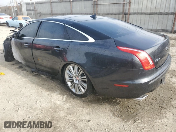 2015 Jaguar XJ with VIN SAJWA2GZ3F8V83991, listed as a Copart auction lot 87122824 with 0 mi miles and Non Repairable. Bid and sale history available at carsss.com. Image 2.