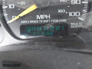 2001 Chevrolet Tahoe LS with VIN 1GNEK13T11R163918, listed as a IAAI auction lot 41886220 with 271,688 mi miles. Bid and sale history available at carsss.com. Image 7.