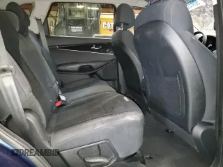 2017 Kia Sorento LX with VIN 5XYPGDA35HG332242, listed as a Copart auction lot 58663735 with 162,565 mi miles and Clean title. Bid and sale history available at DreamBid. Image 11.