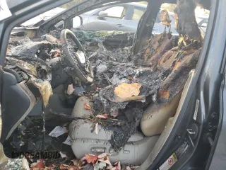2010 Lexus RX 350 z VIN JTJBK1BA7A2403944, wystawiony jako Copart lot #70270913 z przebiegiem Nie podano mil oraz Nie do naprawy • Non repairable. Historia ofert i sprzedaży dostępna na DreamBid. Obrazek 7.