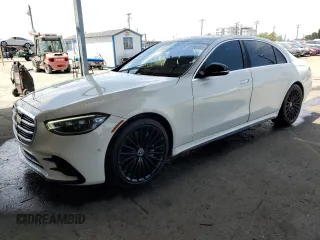 2022 Mercedes-Benz S 580 z VIN W1K6G7GB2NA143545, wystawiony jako Copart lot #57256335 z przebiegiem 33 205 mil mil oraz Szkoda całkowita • Salvage title. Historia ofert i sprzedaży dostępna na DreamBid. Obrazek 1.