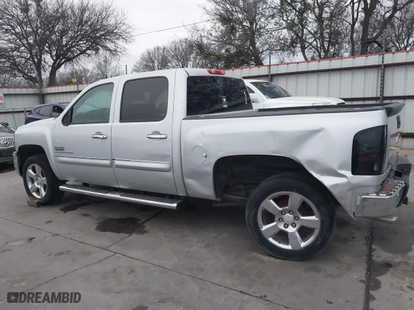 2012 Chevrolet Silverado 1500 LT with VIN 3GCPCSE02CG192161, listed as a IAAI auction lot 41287598 with 284,698 mi miles. Bid and sale history available at carsss.com. Image 6.