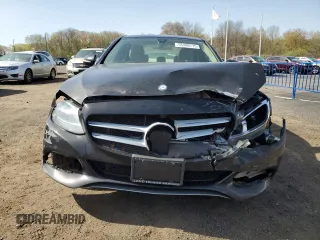 2016 Mercedes-Benz C 300 Luxury with VIN 55SWF4KB2GU110783, listed as a Copart auction lot 55200175 with 137,555 mi miles and Clean Title. Bid and sale history available at carsss.com. Image 5.