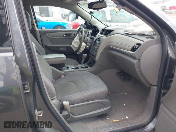 2013 Chevrolet Traverse LS with VIN 1GNKRFED7DJ116297, listed as a IAAI auction lot 41894310 with 180,551 mi miles. Bid and sale history available at carsss.com. Image 5.