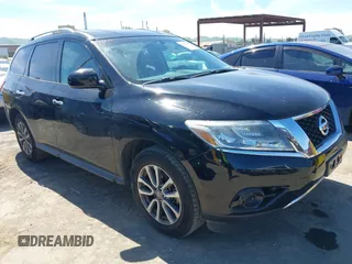 2013 Nissan Pathfinder SL z VIN 5N1AR2MM3DC667423, wystawiony jako IAAI lot #41885459 z przebiegiem 140 970 mil mil oraz . Historia ofert i sprzedaży dostępna na DreamBid. Obrazek 1.