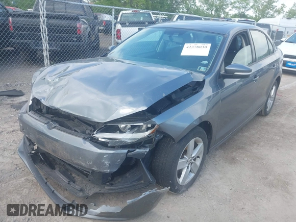 2012 Volkswagen Jetta TDI w/Premium & Nav с VIN 3VWLL7AJ1CM394756, выставлен на аукционе IAAI как лот 42378030 с пробегом 130 515 миль миль и . История ставок и продаж доступна на DreamBid. Изображение 6.