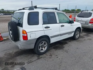2001 Chevrolet Tracker with VIN 2CNBE13C016903775, listed as a IAAI auction lot 42481922 with 148,878 mi miles and . Bid and sale history available at DreamBid. Image 4.