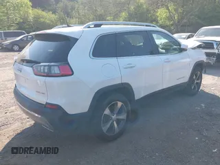 2019 Jeep Cherokee Limited with VIN 1C4PJMDX5KD305788, listed as a IAAI auction lot 42063222 with 113,194 mi miles and . Bid and sale history available at DreamBid. Image 4.