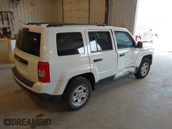 2016 Jeep Patriot Sport z VIN 1C4NJPBA2GD529003, wystawiony jako IAAI lot #42127852 z przebiegiem 53 153 mil mil oraz . Historia ofert i sprzedaży dostępna na DreamBid. Obrazek 4.