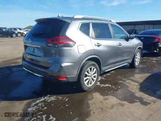 2020 Nissan Rogue S with VIN KNMAT2MV4LP503815, listed as a IAAI auction lot 41698427 with 101,727 mi miles. Bid and sale history available at carsss.com. Image 4.