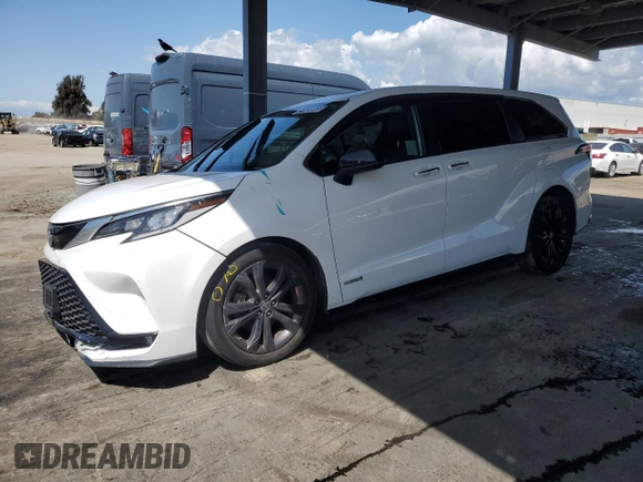 2021 Toyota Sienna XSE with VIN 5TDXRKEC3MS005215, listed as a Copart auction lot 51826915 with 89,078 mi miles and Clean Title. Bid and sale history available at DreamBid. Image 1.
