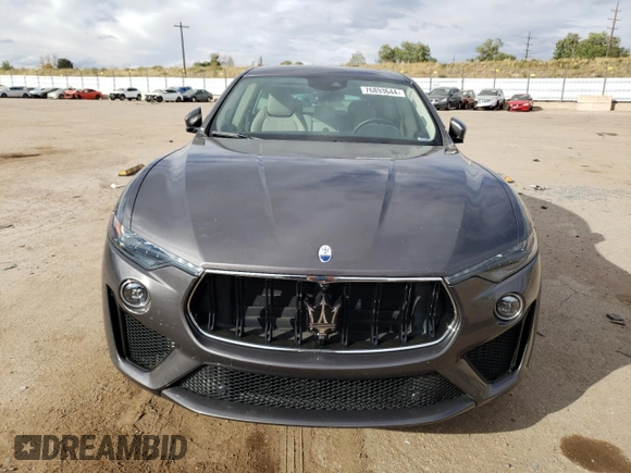 2022 Maserati Levante Modena S with VIN ZN661ZUM9NX399027, listed as a Copart auction lot 76893644 with 29,075 mi miles and Salvage Title. Bid and sale history available at carsss.com. Image 5.