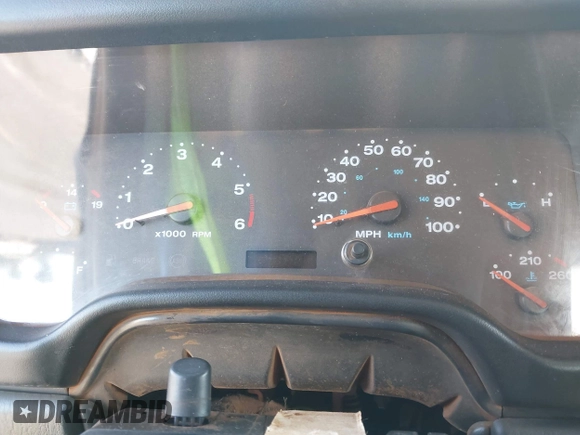 2004 Jeep Wrangler X z VIN 1J4FA39S04P747828, wystawiony jako IAAI lot #41484240 z przebiegiem Nie podano mil oraz . Historia ofert i sprzedaży dostępna na DreamBid. Obrazek 7.