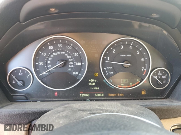 2013 BMW 3 Series 328i xDrive with VIN WBA3B3G58DNP38418, listed as a Copart auction lot 48253075 with 123,768 mi miles and Salvage title. Bid and sale history available at DreamBid. Image 9.