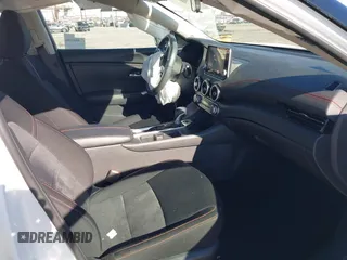 2024 Nissan Sentra SR with VIN 3N1AB8DV8RY262356, listed as a IAAI auction lot 41104932 with 5,880 mi miles and . Bid and sale history available at DreamBid. Image 5.