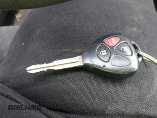2008 Scion xD z VIN JTKKU10478J026048, wystawiony jako IAAI lot #42303395 z przebiegiem 145 482 mil mil oraz . Historia ofert i sprzedaży dostępna na DreamBid. Obrazek 11.