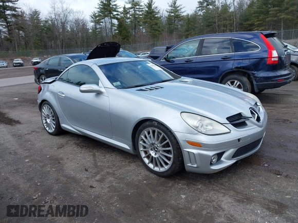 2006 Mercedes-Benz SLK 55 AMG with VIN WDBWK73F76F113039, listed as a IAAI auction lot 41982848 with 70,019 mi miles and . Bid and sale history available at DreamBid. Image 1.