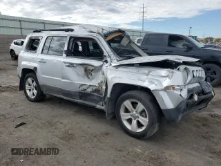 2011 Jeep Patriot Latitude with VIN 1J4NF1GB9BD125330, listed as a Copart auction lot 68520704 with Not Provided miles and Salvage Title. Bid and sale history available at DreamBid. Image 4.