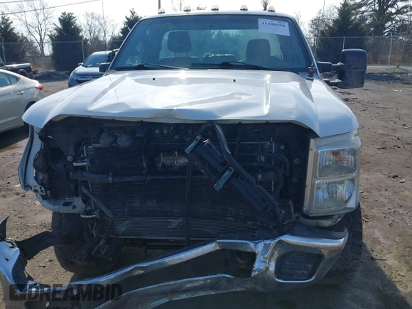 2015 Ford F-250 XLT with VIN 1FTBF2BT1FEB76061, listed as a IAAI auction lot 41500598 with 256,547 mi miles and . Bid and sale history available at DreamBid. Image 12.