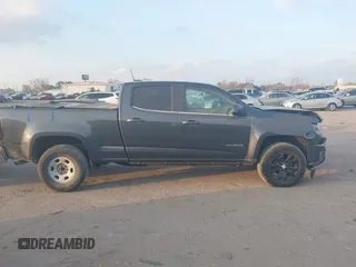 2016 Chevrolet Colorado 2WD LT z VIN 1GCGSCE37G1374901, wystawiony jako IAAI lot #41463562 z przebiegiem 163 716 mil mil oraz . Historia ofert i sprzedaży dostępna na DreamBid. Obrazek 13.