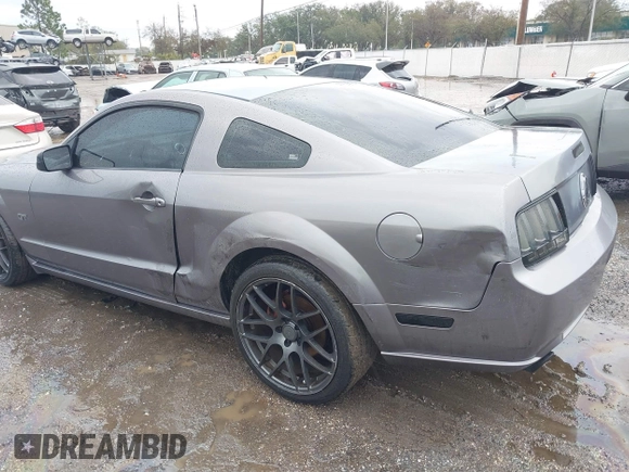 2007 Ford Mustang GT Deluxe with VIN 1ZVFT82H575260357, listed as a IAAI auction lot 41660003 with 192,320 mi miles. Bid and sale history available at carsss.com. Image 6.