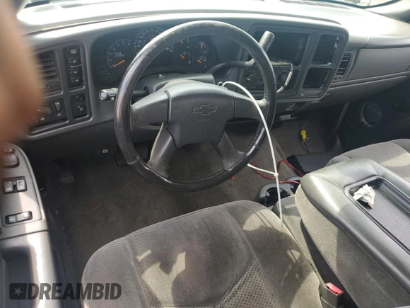 2005 Chevrolet Silverado 1500 Z71 z VIN 1GCEK19B45E330485, wystawiony jako Copart lot #59573585 z przebiegiem 163 119 mil mil oraz Szkoda całkowita • Salvage title. Historia ofert i sprzedaży dostępna na DreamBid. Obrazek 8.