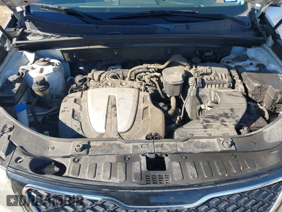 2011 Kia Sorento SX with VIN 5XYKW4A24BG093780, listed as a IAAI auction lot 41388971 with 171,673 mi miles. Bid and sale history available at carsss.com. Image 10.