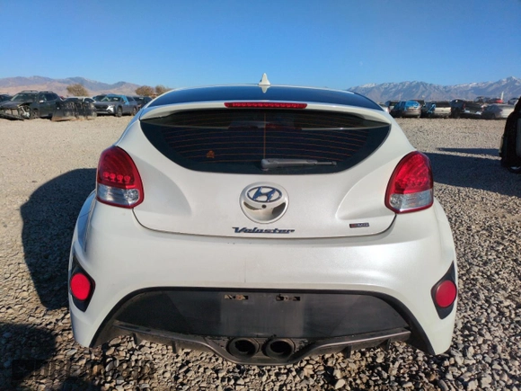2016 Hyundai Veloster Turbo with VIN KMHTC6AE7GU284808, listed as a Copart auction lot 79896544 with 154,609 mi miles and Salvage Title. Bid and sale history available at carsss.com. Image 6.