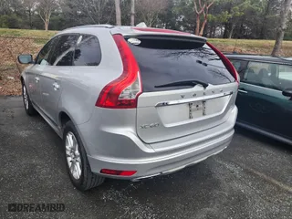 2016 Volvo XC60 T5 Drive-E Premier with VIN YV440MDK6G2846021, listed as a IAAI auction lot 41594973 with 1 mi miles. Bid and sale history available at carsss.com. Image 3.