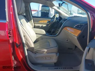 2013 Lincoln MKX with VIN 2LMDJ8JK6DBL13801, listed as a IAAI auction lot 41362146 with 147,864 mi miles. Bid and sale history available at carsss.com. Image 5.