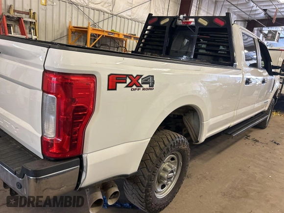 2017 Ford F-250 Lariat with VIN 1FT7W2BT2HEE35035, listed as a IAAI auction lot 42737737 with 211,204 mi miles and . Bid and sale history available at DreamBid. Image 10.