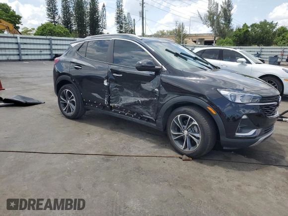 2022 Buick Encore GX Select with VIN KL4MMDSL8NB007949, listed as a Copart auction lot 58213665 with 17,894 mi miles and Salvage title. Bid and sale history available at DreamBid. Image 4.