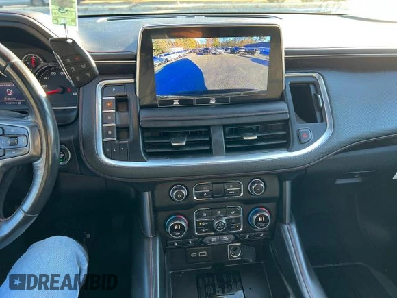 2021 Chevrolet Suburban RST z VIN 1GNSKEKD0MR457206, wystawiony jako Copart lot #87004944 z przebiegiem 139 570 mil mil oraz Czysty tytuł • Clean title. Historia ofert i sprzedaży dostępna na DreamBid. Obrazek 10.