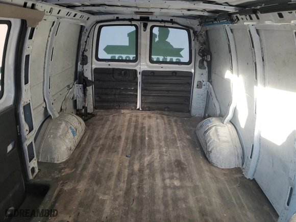 2009 Chevrolet Express Cargo Van with VIN 1GCGG25C191104951, listed as a Copart auction lot 88656625 with 209,243 mi miles and Salvage Title. Bid and sale history available at carsss.com. Image 10.