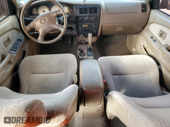 2004 Toyota Tacoma PreRunner with VIN 5TEGM92N64Z451486, listed as a Copart auction lot 88137225 with 262,164 mi miles and Clean title. Bid and sale history available at DreamBid. Image 8.