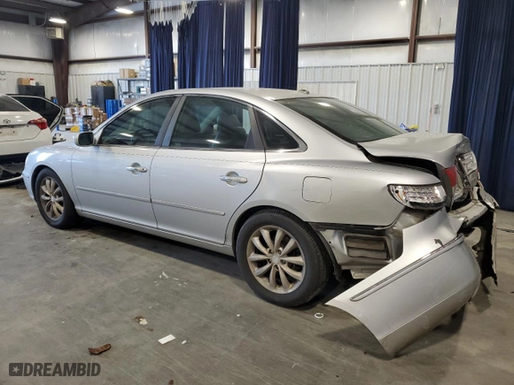 2007 Hyundai Azera SE with VIN KMHFC46F57A243839, listed as a Copart auction lot 47177895 with 271,350 mi miles and Salvage Title. Bid and sale history available at carsss.com. Image 2.