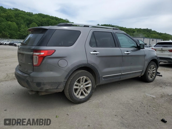 2014 Ford Explorer XLT z VIN 1FM5K8D86EGC39545, wystawiony jako Copart lot #57564825 z przebiegiem 207 544 mil mil oraz Szkody całkowita. Historia ofert i sprzedaży dostępna na DreamBid. Obrazek 3.