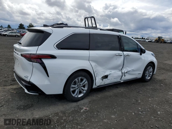 2021 Toyota Sienna XSE with VIN 5TDDSKFC7MS037087, listed as a Copart auction lot 50401395 with 81,184 mi miles and Salvage Title. Bid and sale history available at carsss.com. Image 3.