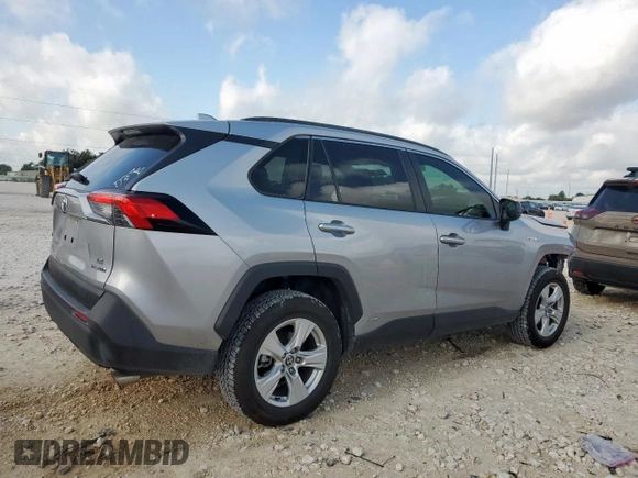 2021 Toyota RAV4 Hybrid LE z VIN JTMLWRFV2MD120920, wystawiony jako Copart lot #63752055 z przebiegiem 60 558 mil mil oraz Szkoda całkowita • Salvage title. Historia ofert i sprzedaży dostępna na DreamBid. Obrazek 3.